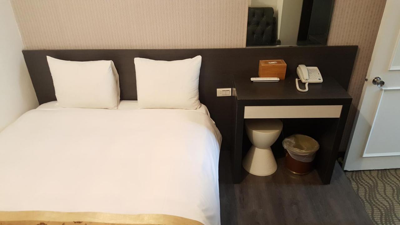 퀸즈 호텔 타이베이 외부 사진